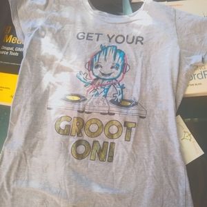Girls Groot tshirt 10/12